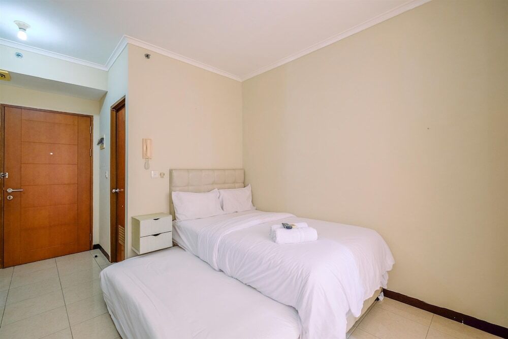 Джакарта: Simply Look Studio Room At Maple Park Sunter Apartment