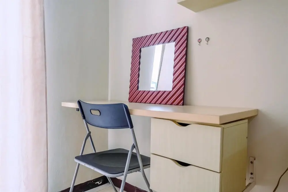 Джакарта: Simply Look Studio Room At Maple Park Sunter Apartment