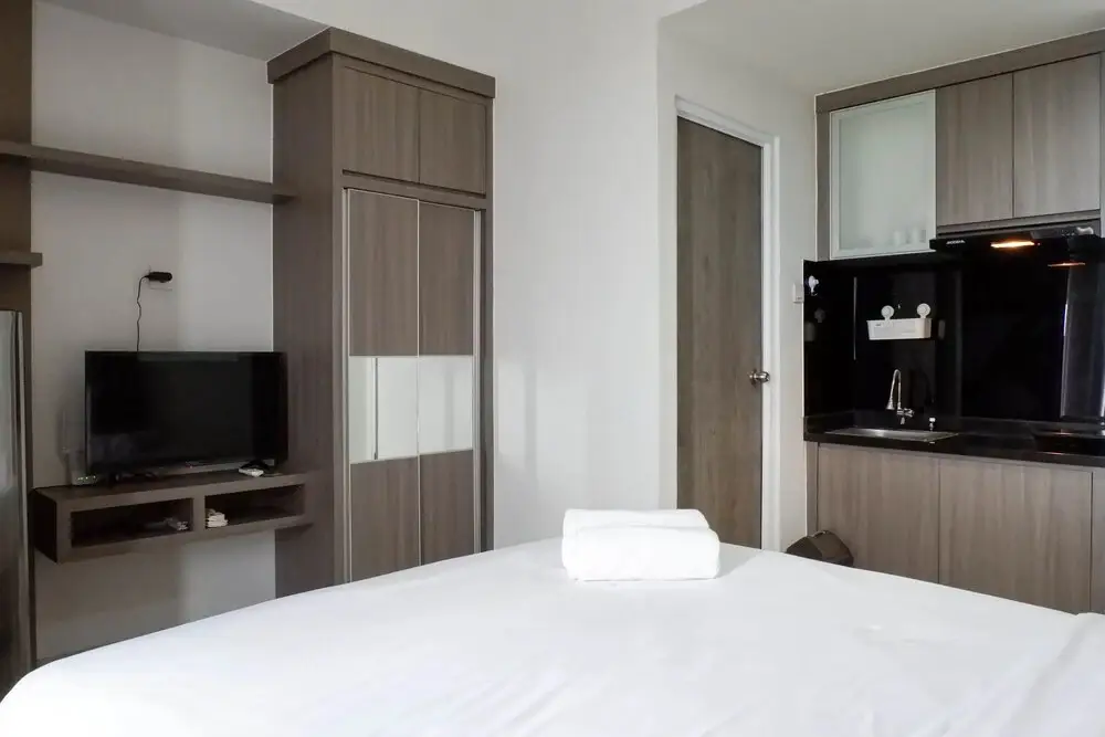Сурабая: Cozy And Compact Studio Apartment At Taman Melati Surabaya