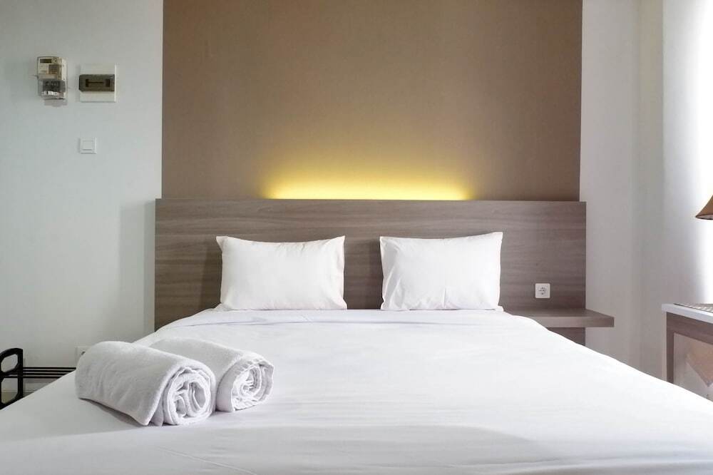 Сурабая: Cozy And Compact Studio Apartment At Taman Melati Surabaya