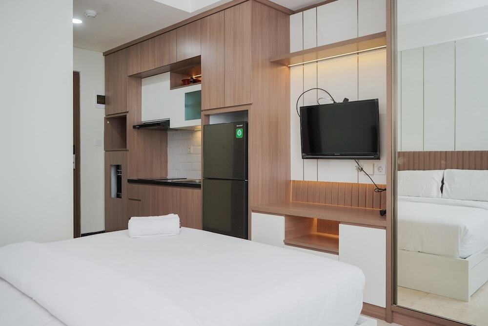 Legok: Comfort And Cozy Stay Studio Room Apartment At B Residence