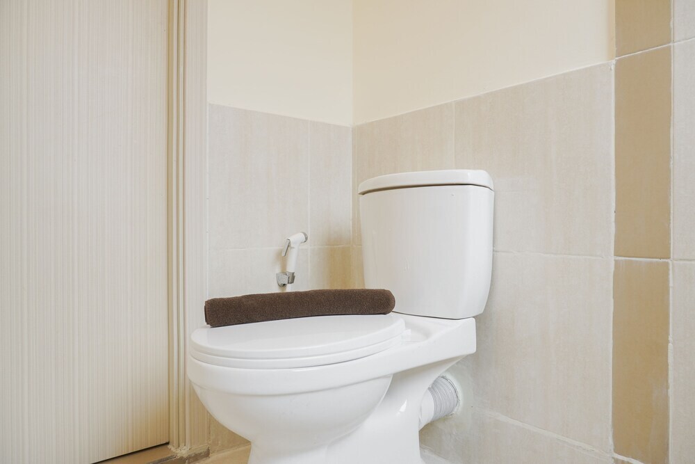 Сибату: Nice And Cozy 2Br At Meikarta Apartment