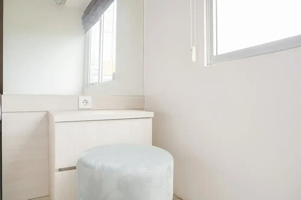 Джакарта: Comfort Living And Minimalist 1Br At Bassura City Apartment