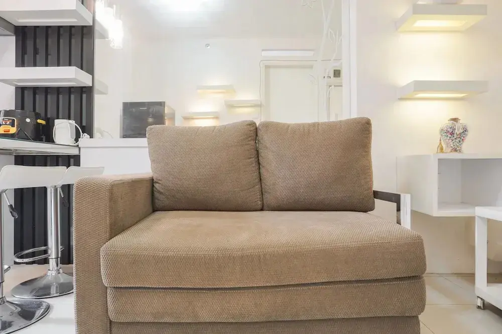 Джакарта: Comfort Living And Minimalist 1Br At Bassura City Apartment