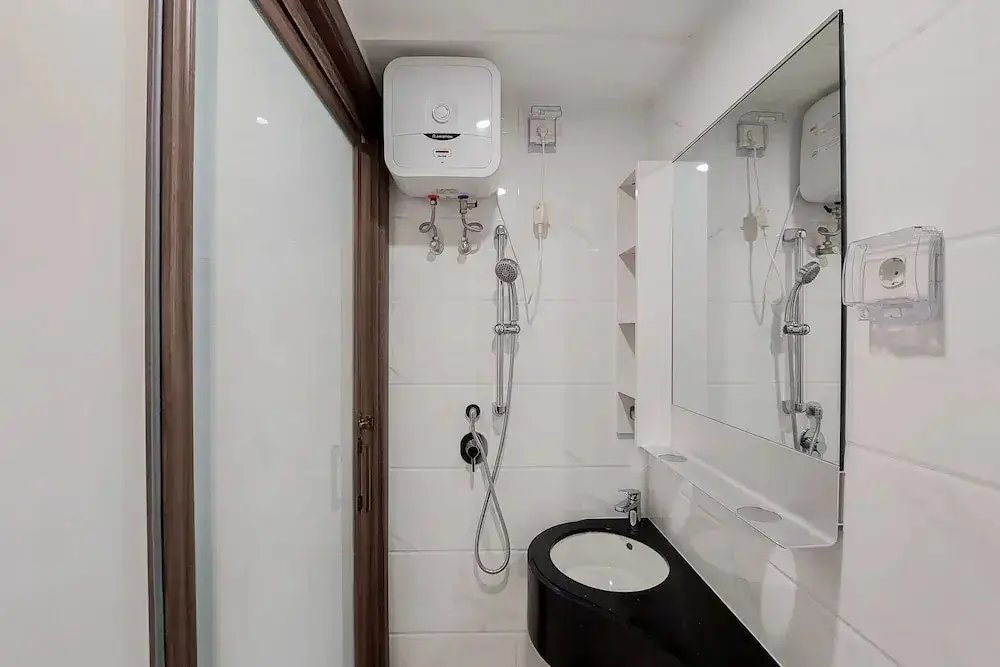 Legok: Studio Apartment At Sky House Bsd With Cozy Design