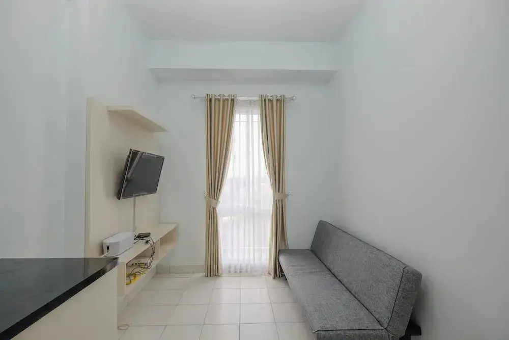 Бекаси: Comfy And Homey 2Br At Patraland Urbano Apartment