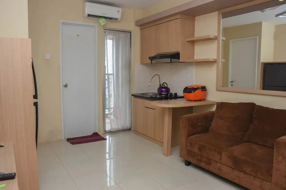 Джакарта: Strategic And Nice 2Br At Bassura City Apartment
