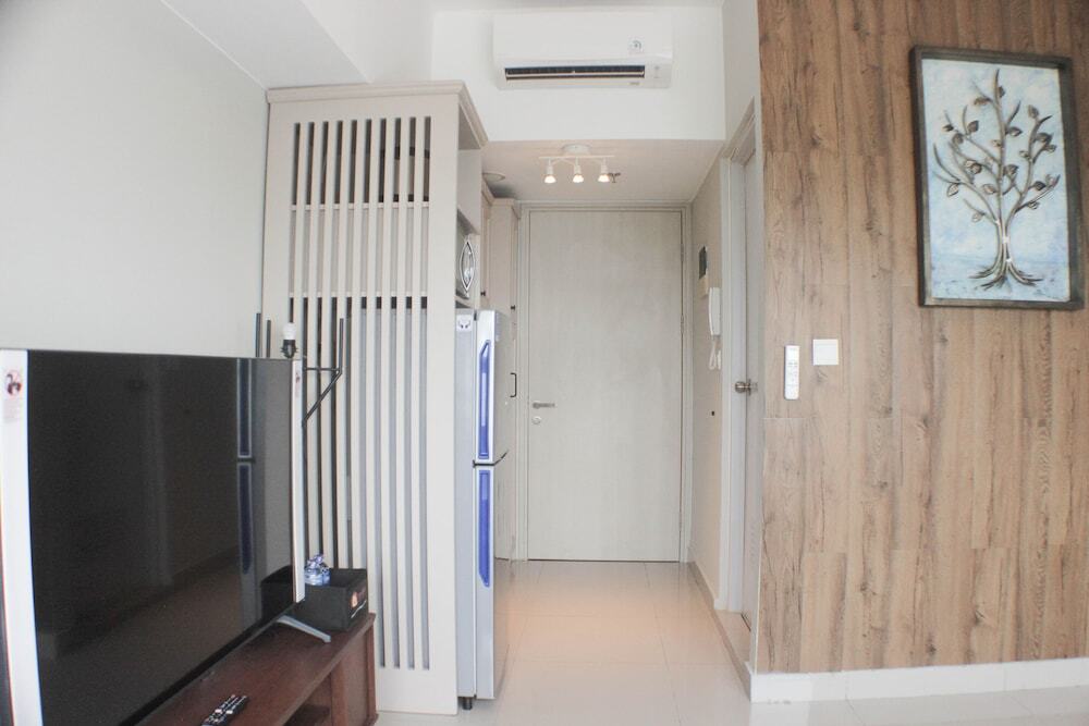 Бекаси: Warm And Cozy Studio At Springlake Summarecon Apartment