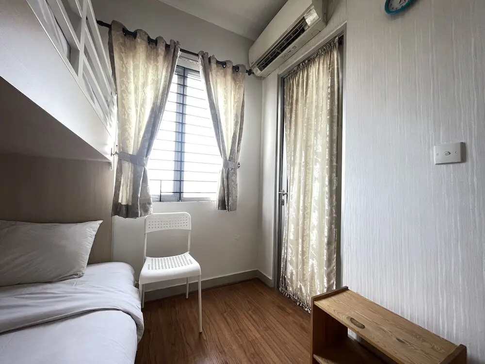 Бандунг: Comfy 2Br With Sofa Bed At Sudirman Suites Bandung Apartment