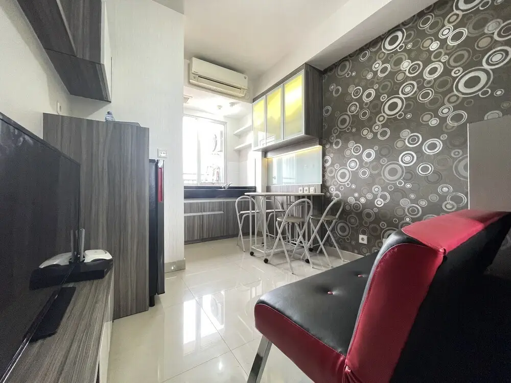 Бандунг: Comfy 2Br With Sofa Bed At Sudirman Suites Bandung Apartment