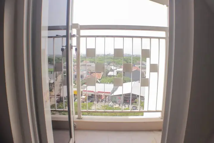 Бекаси: Modern And Cozy Studio At Springlake Summarecon Bekasi Apartment