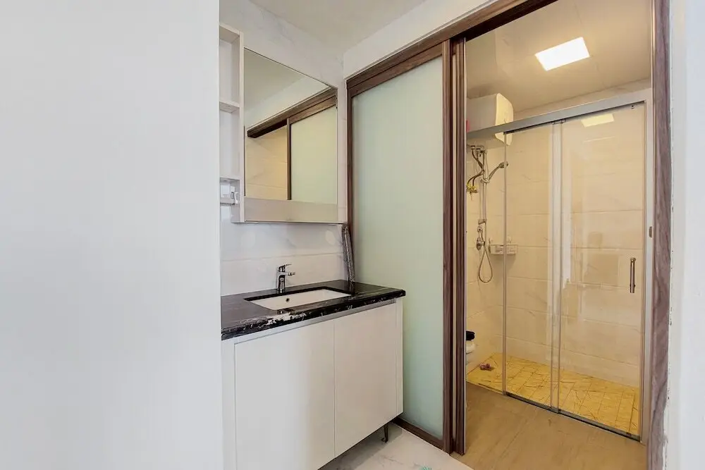 Legok: Homey And Cozy Living 2Br At Sky House Bsd Apartment