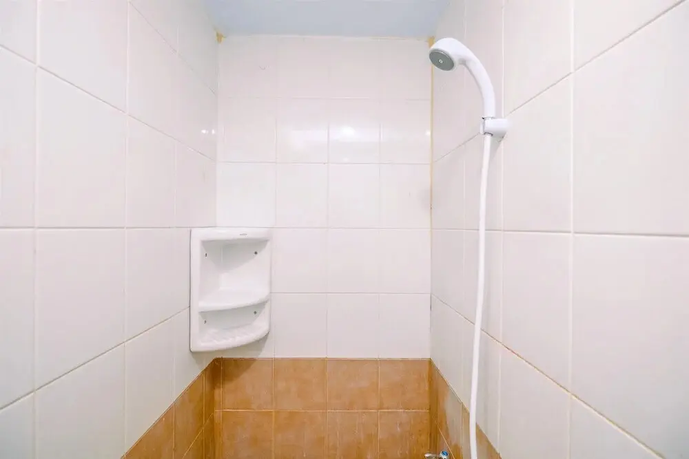 Джакарта: Homey And Simply 2Br At Green Pramuka City Apartment