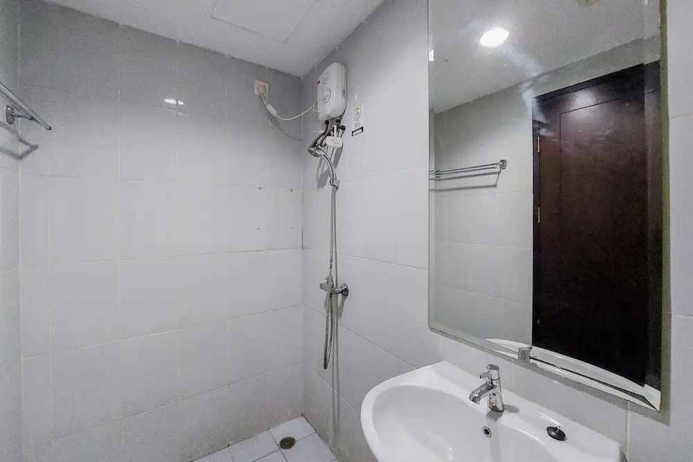 Comfy Studio at Casa De Parco Apartment — фото 1