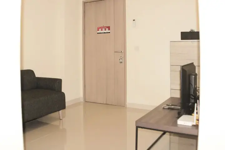 Сибату: Nice And Cozy Living 2Br At Meikarta Apartment