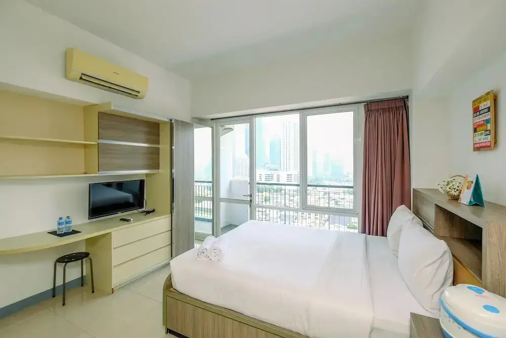 Джакарта: Stunning Studio Apartment At Ambassade Residences
