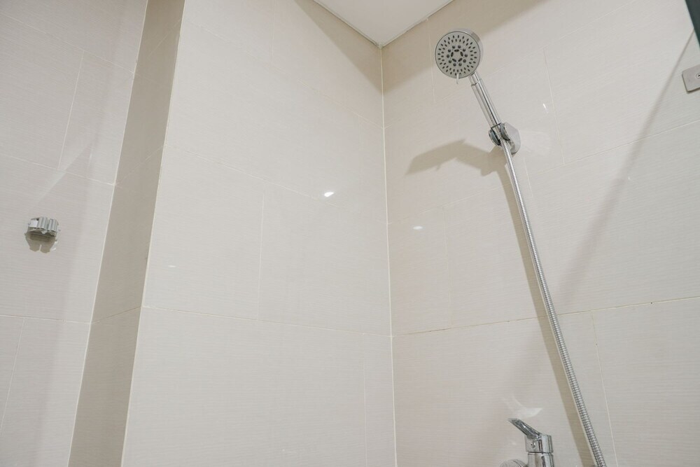 Джакарта: Nice And New 2Br At Daan Mogot City Apartment