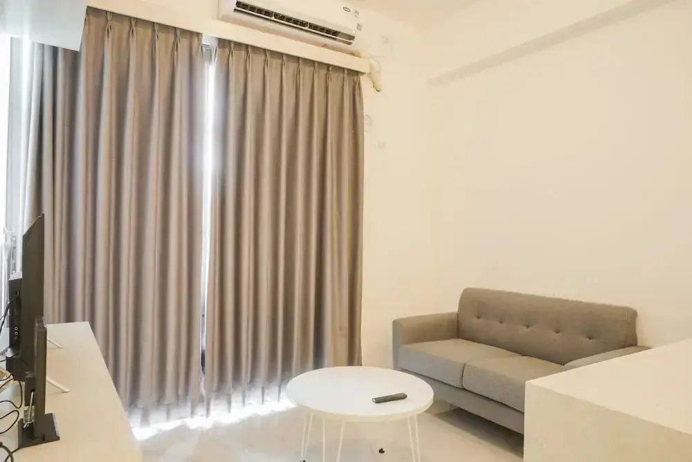 Legok: Fully Furnished With Pleasure 2Br At Sky House Bsd Apartment
