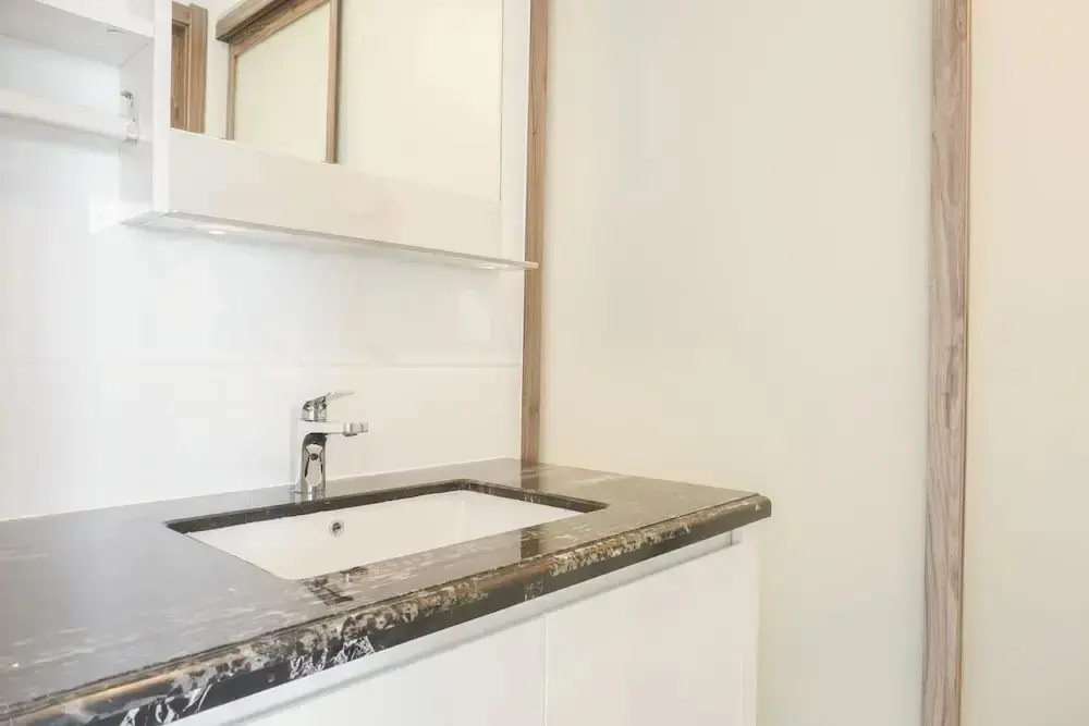 Legok: Fully Furnished With Pleasure 2Br At Sky House Bsd Apartment