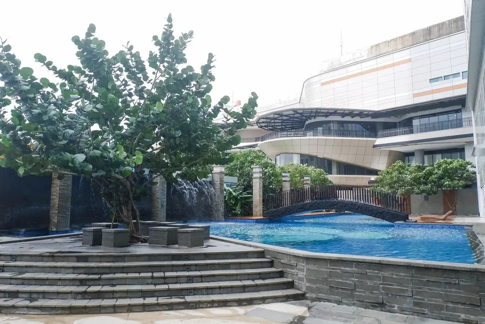 Сурабая: Fancy And Nice Studio Apartment At Grand Sungkono Lagoon