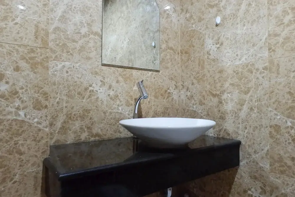 Сурабая: Fancy And Nice Studio Apartment At Grand Sungkono Lagoon