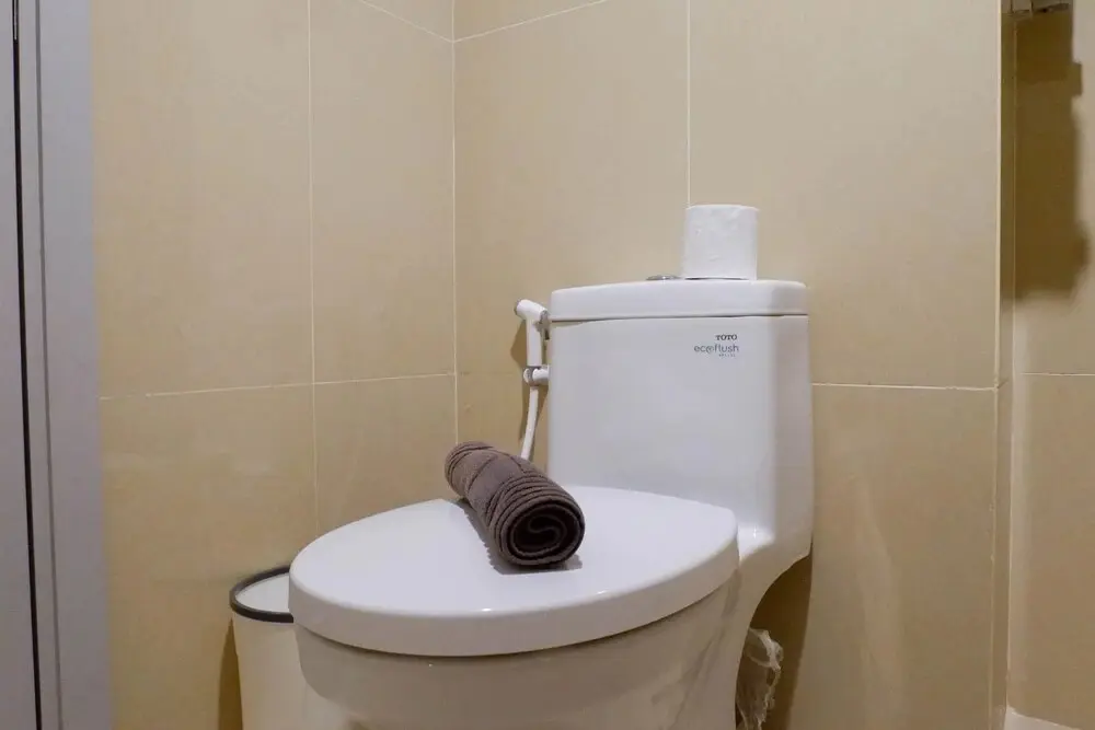 Сурабая: Spacious And Exquisite Studio Plus Apartment At Grand Sungkono Lagoon