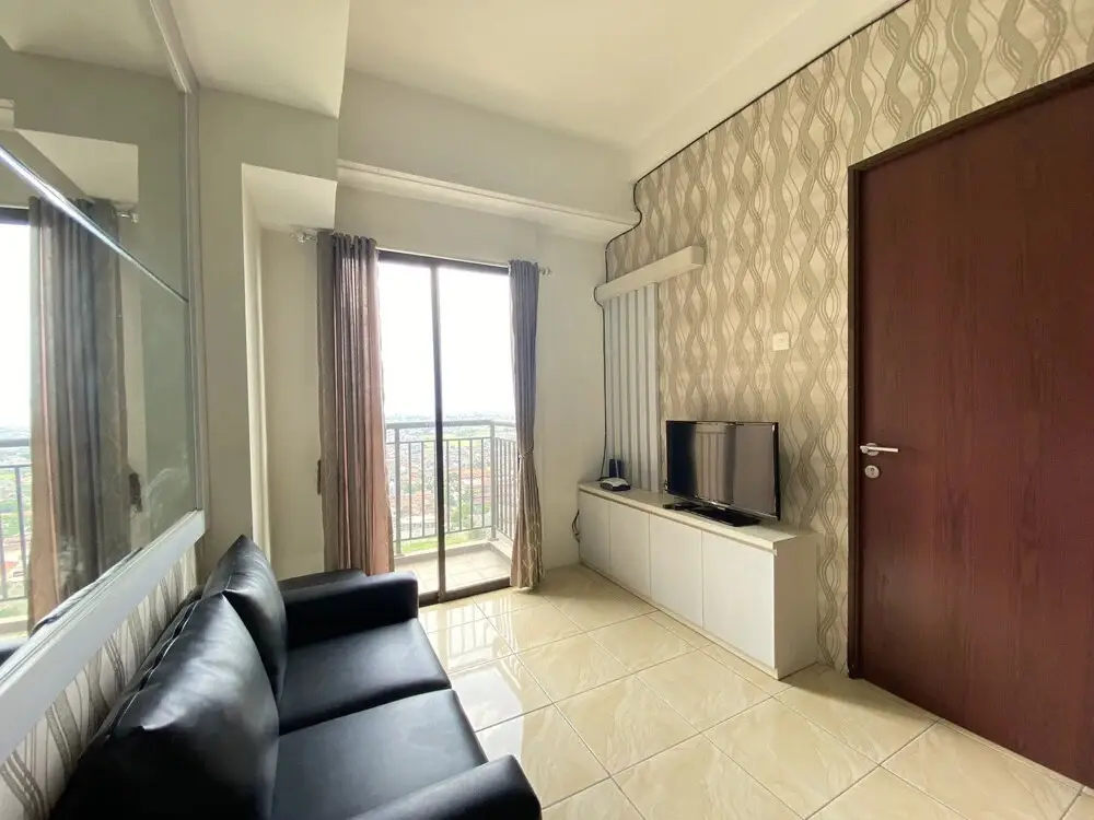 Бандунг: Bright 2Br At Tamansari Panoramic Apartment