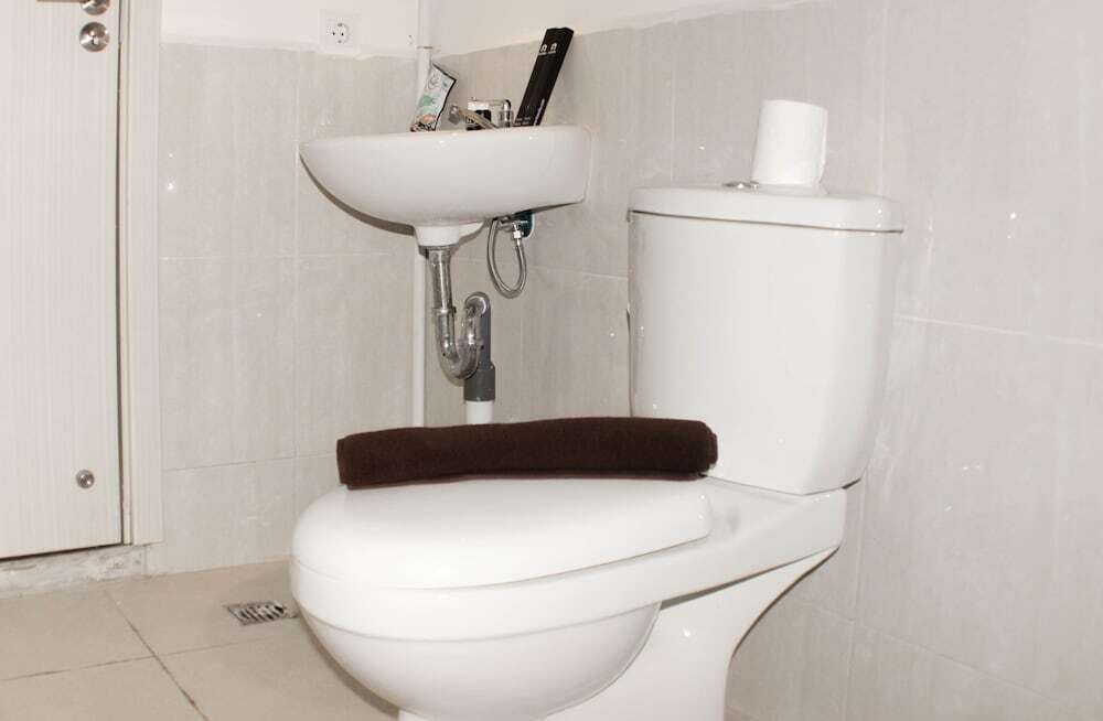 Сибату: Nice And Spacious 3Br At Meikarta Apartment