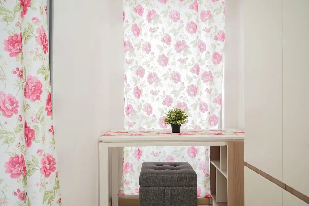 Legok: Nice And Comfort Studio At M-Town Residence Apartment