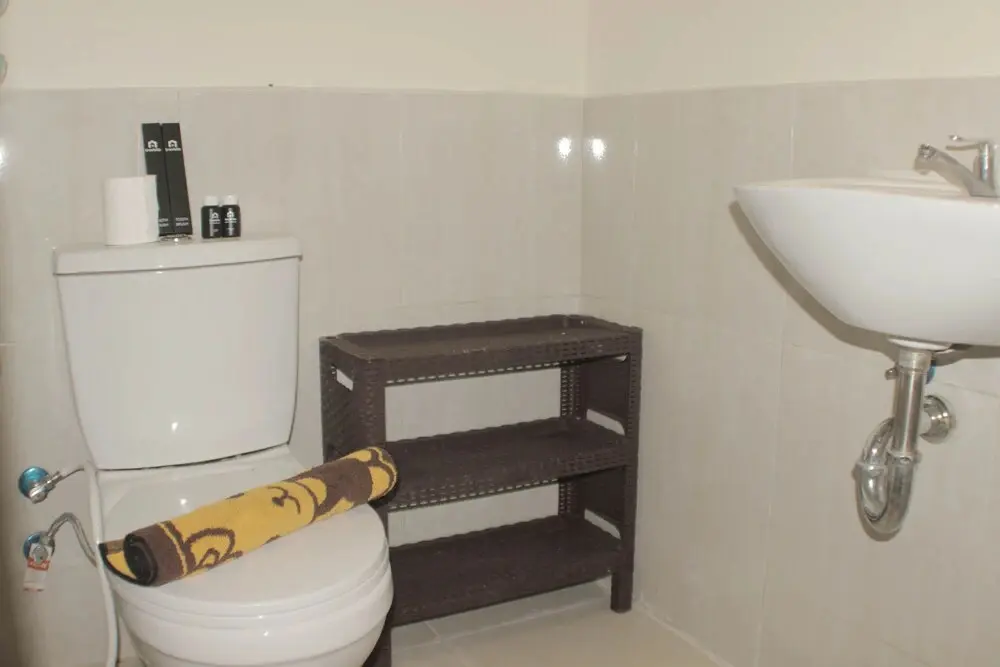 Сибату: Comfort And Homey 2Br At Meikarta Apartment