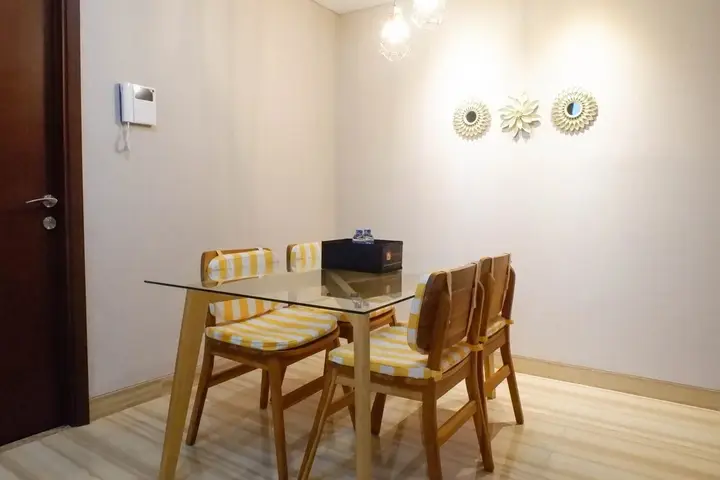 Сурабая: 3Br Luxurious And Elegant Apartment At Grand Sungkono Lagoon