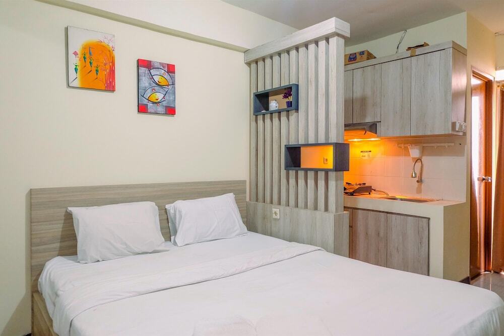 Депок: Best and Simply Homey Studio Cinere Resort Apartment