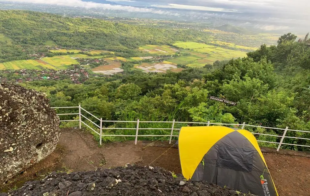 Батуретно: Camping Ground Watu Amben