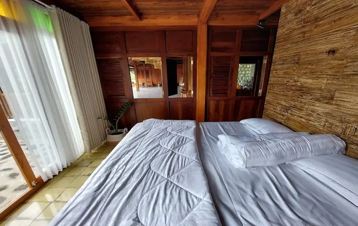 Батуретно: DikaJaya Guesthouse Syariah