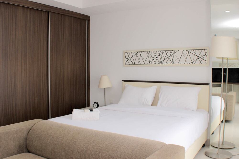 Чикаранг: Warm And Cozy Studio At Azalea Suites Apartment