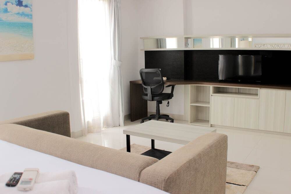 Чикаранг: Warm And Cozy Studio At Azalea Suites Apartment