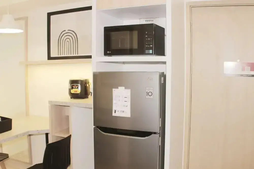 Сибату: Serene And Cozy 2Br At Meikarta Apartment