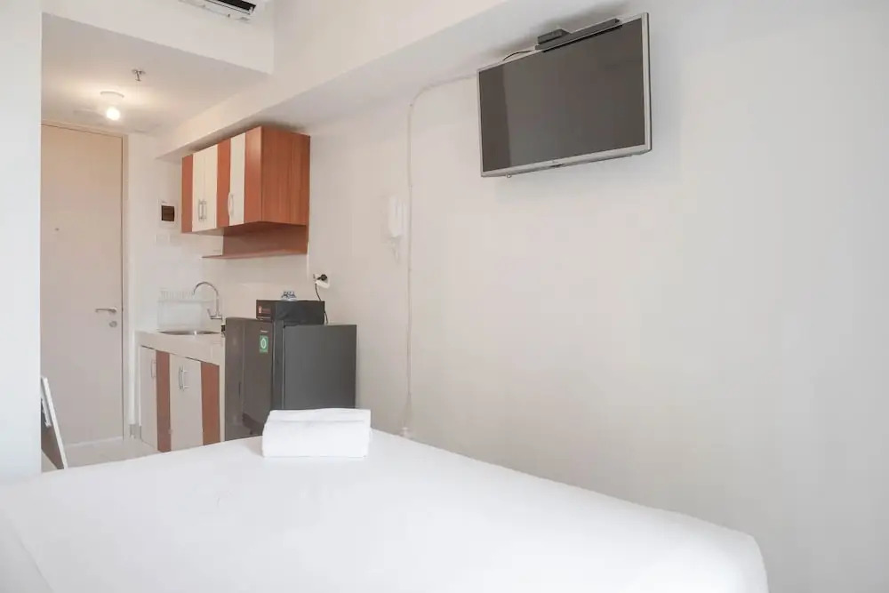 Южный Тангеранг: Comfortable Studio Room At Tokyo Riverside Apartment