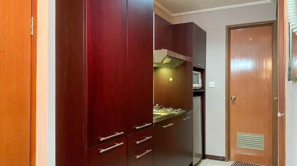 Джакарта: Comfort And Minimalist 2Br At Maple Park Sunter Apartment