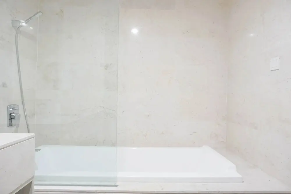 Джакарта: Stunning And Comfy 1Br At Ciputra World 2 Apartment