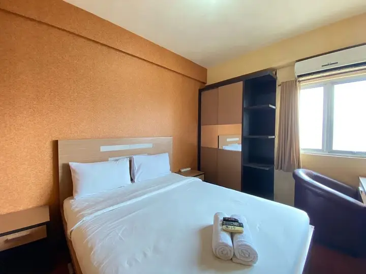 Бандунг: Cozy Studio Room At Suites @Metro