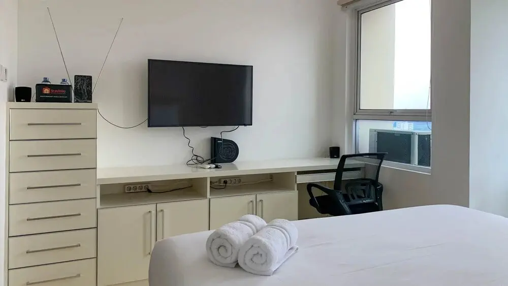 Джакарта: Cozy And Comfort 1Br At Mt Haryono Square Apartment