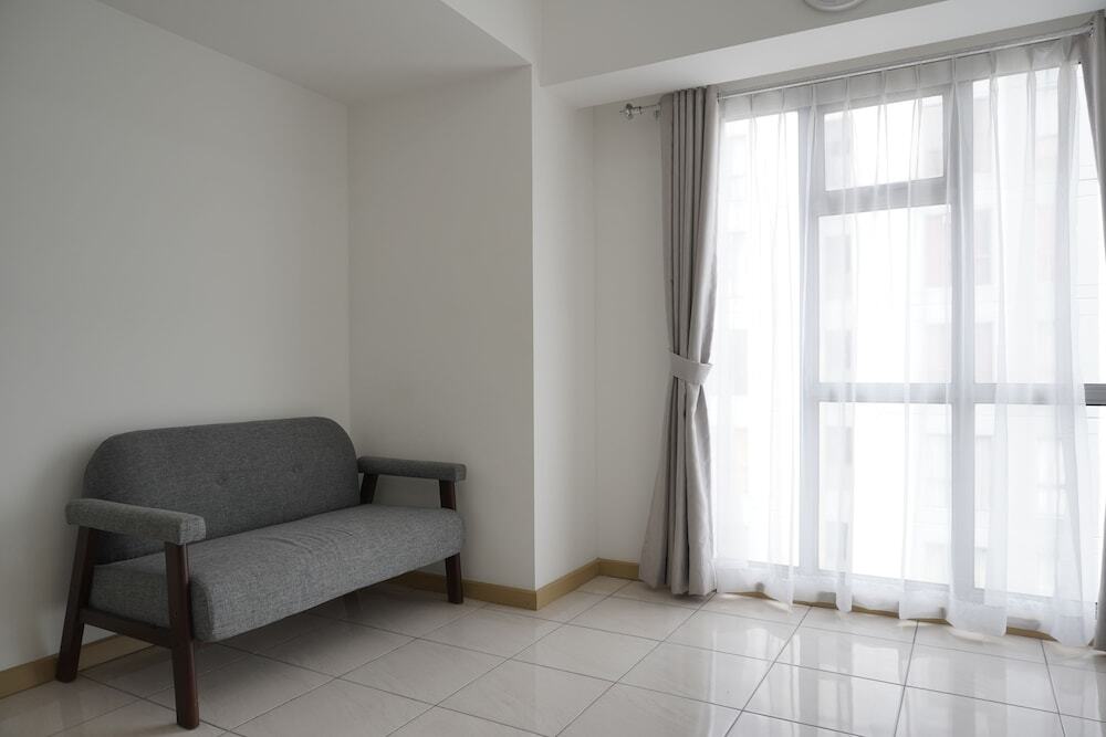 Legok: Elegant 1Br Apartment At M-Town Residence Near Summarecon Mall