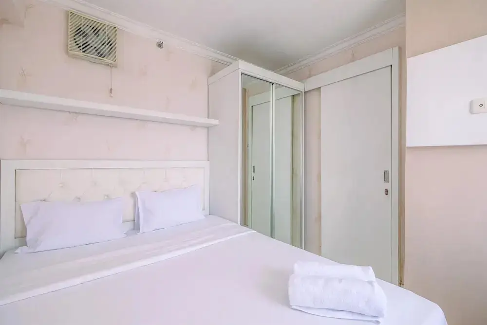 Comfort And Homey 2Br At Bassura City Apartment — фото 1