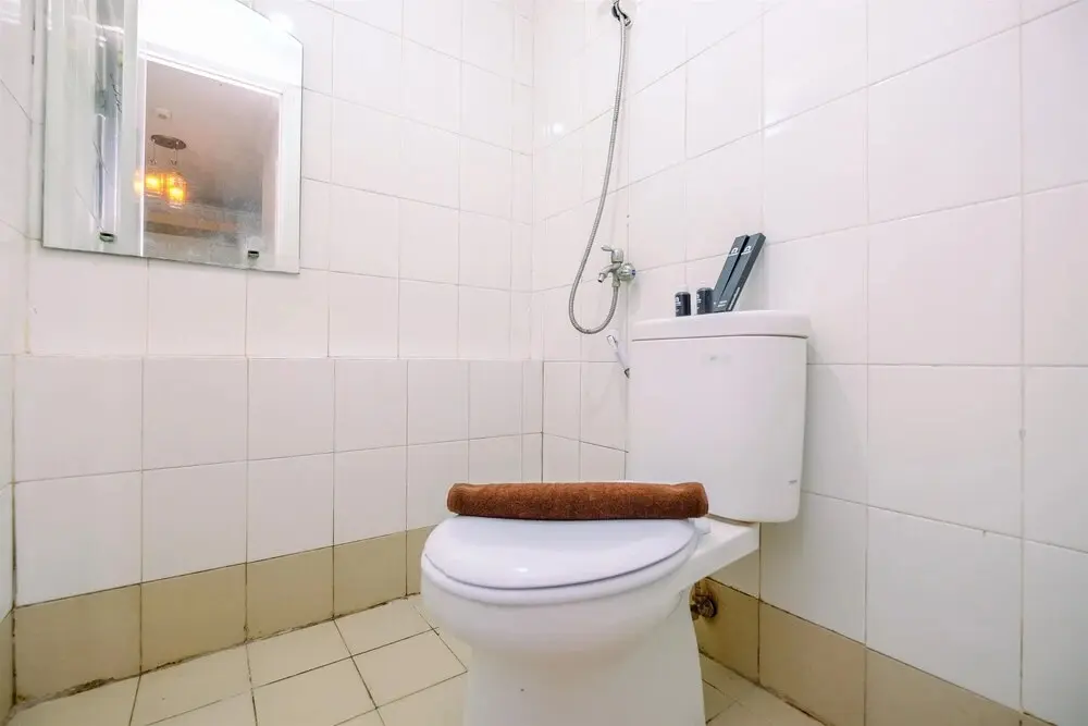 Джакарта: Comfort And Homey 2Br At Bassura City Apartment