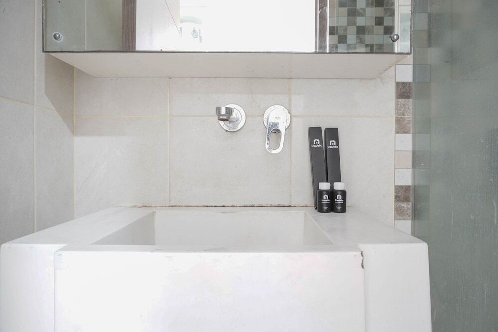 Джакарта: Comfort 2Br At Green Central City Glodok Apartment
