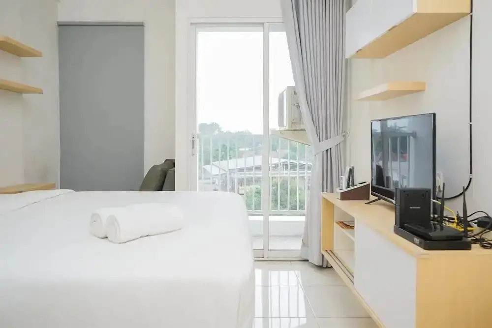 Тангеранг: Fancy And Nice Studio At Skylounge Tamansari Apartment