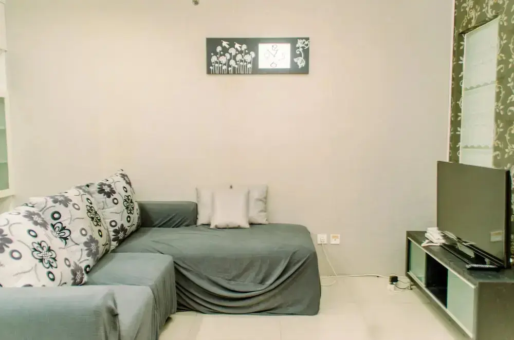 Джакарта: Comfort 2Br At Paladian Park Kelapa Gading Apartment