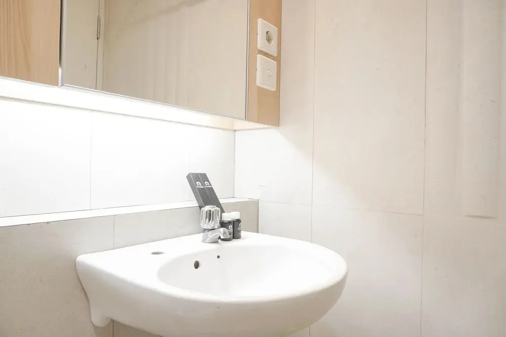 Джакарта: Comfort And Minimalist 2Br At Gajah Mada Mediterania Apartment