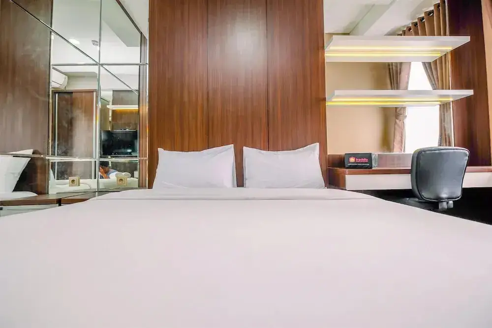 Депок: Comfortable And Modern Studio Transpark Cibubur Apartment